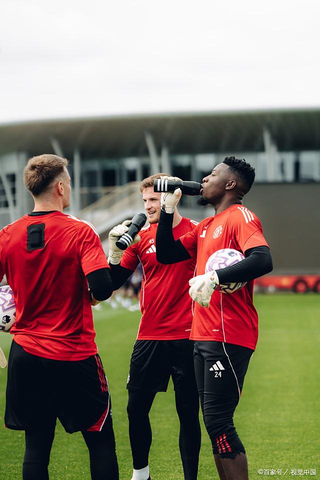 曼联夺得足总杯冠军